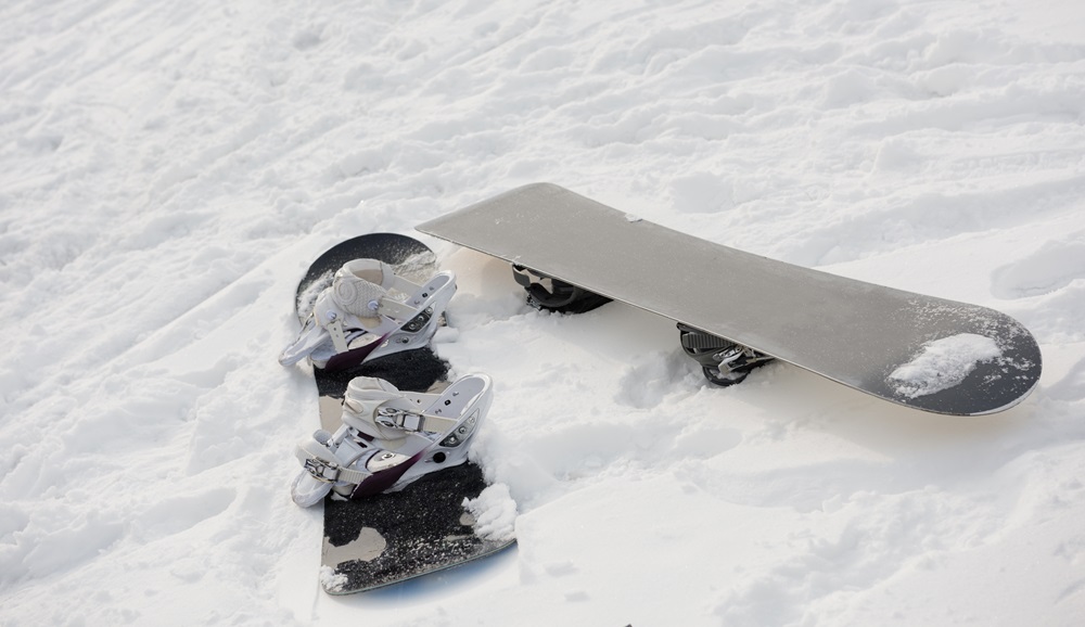 used snowboards