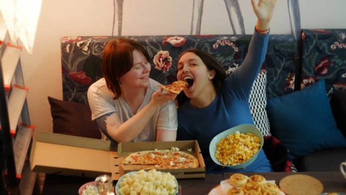Tips-To-Make-a-Plan-of-an-Memorable-Pizza-Party-on-highqualityblog