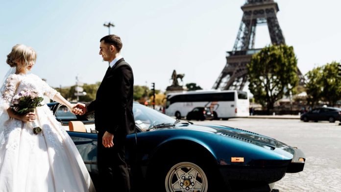 The-Ultimate-Guide-of-Choosing-the-Right-Wedding-Limo-Rental-Company-on-highqualityblog