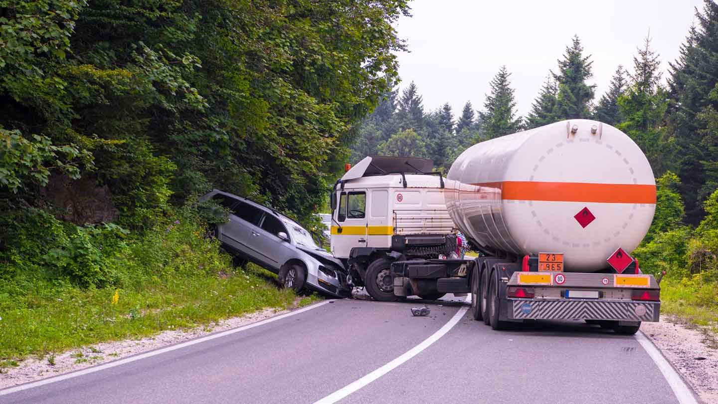Truck Accidents: How A Lawyer Can Assist With Your Claim
